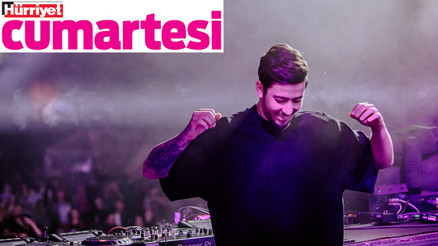 Deniz, kum, güneş ve sanat Deniz, kum, güneş ve sanat