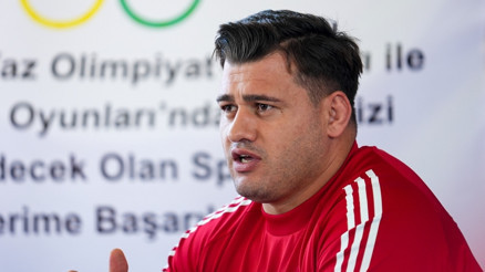 Güreş faaliyetlerine katılması yasaklanan Rıza Kayaalp: Vicdanım rahat...