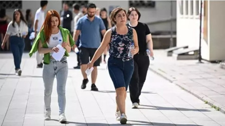 KPSS Alan Bilgisi Sınavının üçüncü oturumu yapıldı