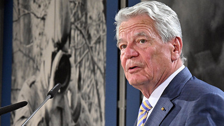 Trump’a Hitler benzetmesi: Onun da baştan çıkarıcı bir etkisi vardı