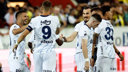 Fenerbahçenin bilgeleri ve bilinmezi: İki iyi, bir kötü örnek Fenerbahçenin bilgeleri ve bilinmezi: İki iyi, bir kötü örnek