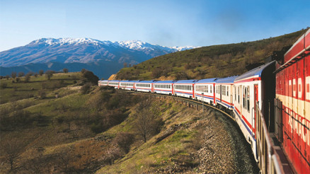 Diyarbakır Ekspresi ve Zeyrek Çinili Hamamı harikalar listesinde Diyarbakır Ekspresi ve Zeyrek Çinili Hamamı harikalar listesinde