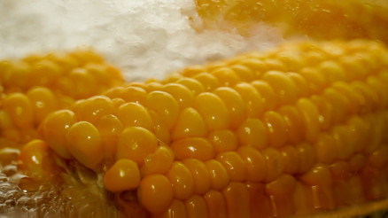 Yaz günlerinin vazgeçilmez lezzeti... Mısır faydalı mı zararlı mı Mısır kaç kalori