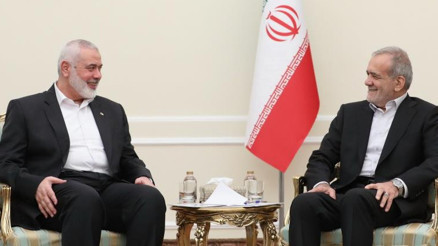 Haniye son olarak İran Devlet Başkanının yemin töreninde görüntülendi Haniye son olarak İran Devlet Başkanının yemin töreninde görüntülendi
