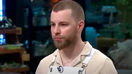 MasterChef Alper Öztamur kimdir, kaç yaşında, nereli MasterChef yeni sezon yarışmacısı Alper Öztamurun biyografisi, hayatı ve kariyeri MasterChef Alper Öztamur kimdir, kaç yaşında, nereli MasterChef yeni sezon yarışmacısı Alper Öztamurun biyografisi, hayatı ve kariyeri