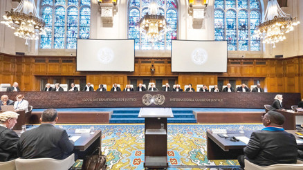 İnsanlık için müdahiliz