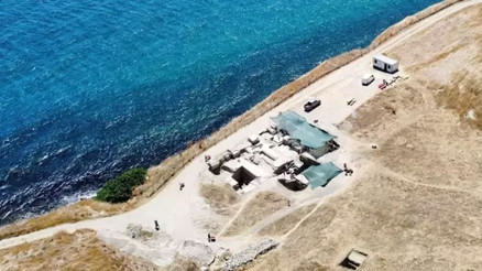 Perinthos Antik Kentinde ortaya çıkarılan tiyatroda, heykel ve mezar bulundu
