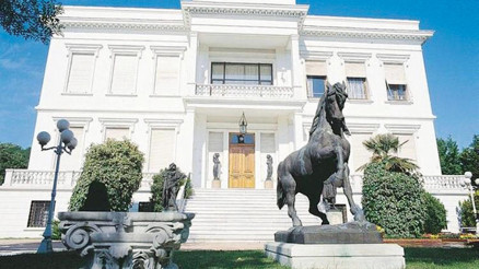 Atlı Köşk’ün yılan hikâyesi Atlı Köşk’ün yılan hikâyesi