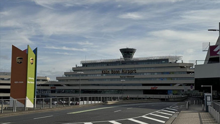 Havalimanlarında fosil yakıt eylemi