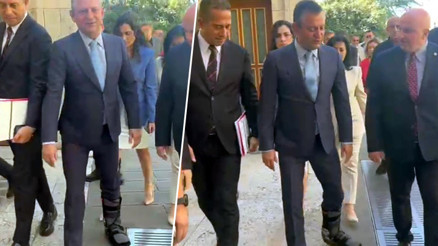 CHP lideri Özel, kırık ayağına takılan atel ile TBMM Genel Kuruluna katıldı CHP lideri Özel, kırık ayağına takılan atel ile TBMM Genel Kuruluna katıldı