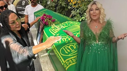 Safiye Soyman oğlunun vefatından 20 gün sonra konser verdi ‘Harun hep sahnede olmamı isterdi’