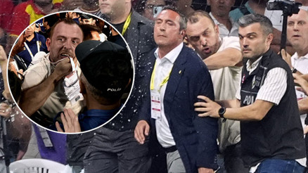 Son dakika: Göztepe - Fenerbahçe maçının PFDK kararları açıklandı Göztepe, Fatih Özkan ve Ali Koça ceza... Son dakika: Göztepe - Fenerbahçe maçının PFDK kararları açıklandı Göztepe, Fatih Özkan ve Ali Koça ceza...