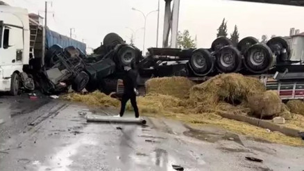 Afyonkarahisarda zincirleme kaza kamerada