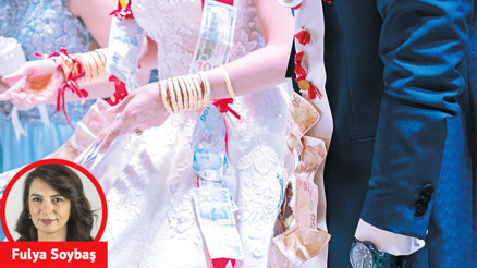 Eski uygulama iptal: Düğün takıları artık kime takılırsa onun