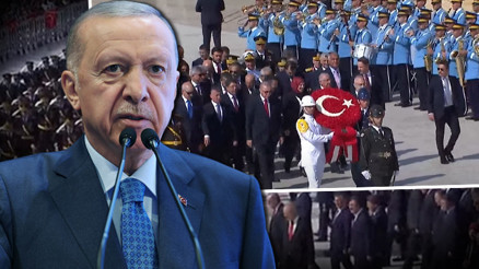 30 Ağustos Zaferinin 102. yılı: Devletin zirvesi Anıtkabiri ziyaret etti... Erdoğan: Kararlılıkla yürüyoruz 30 Ağustos Zaferinin 102. yılı: Devletin zirvesi Anıtkabiri ziyaret etti... Erdoğan: Kararlılıkla yürüyoruz