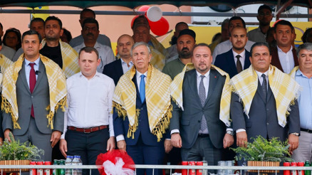 Ekol Hastanesi Eşme Kilim Festivali’ne ana sponsor oldu Ekol Hastanesi Eşme Kilim Festivali’ne ana sponsor oldu