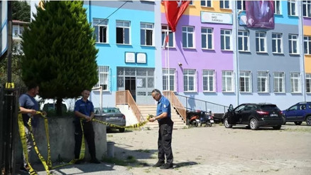 Ordu’da öğretmenin okul bahçesinde aracıyla çarptığı 7 yaşındaki öğrenci hayatını kaybetti