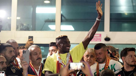 Galatasaraydan 100 milyon Euroluk transfer, Victor Osimhen KAPa bildirildi İşte anlaşmanın detayları