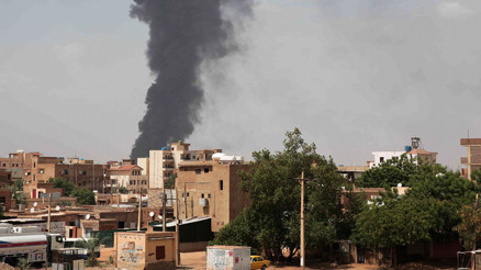 Sudanda çarpışmalar şiddetlendi, 10 milyon kişi ölebilir... Dünyanın gözü Ukrayna ve Orta Doğuda ama... Sudanda çarpışmalar şiddetlendi, 10 milyon kişi ölebilir... Dünyanın gözü Ukrayna ve Orta Doğuda ama...