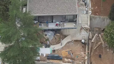 Vaniköy’de izinsiz inşaattaki ruhsatsız ve kaçak yapıların yıkımı sürüyor