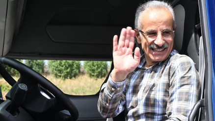 Otonom kamyon akıllı yollarda... Bakan Uraloğlu: Serbest geçiş sistemi ülke genelinde uygulanacak
