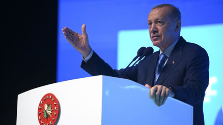 Teğmenlerin kılıçlı yemini... Cumhurbaşkanı Erdoğan: Kılıçları kime çekiyorsunuz Araştırma yapılıyor, kendini bilmezler temizlenecek