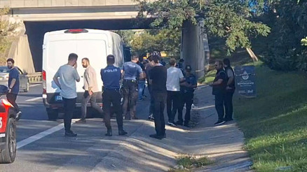 Beykozda yol kenarında pimi çekilmemiş 2 el bombası bulundu