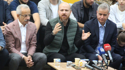 Bakan Uraloğlu ve Bilal Erdoğan, AK Parti İnsan Hakları Eğitim Kampı’nda gençlerle buluştu Bakan Uraloğlu ve Bilal Erdoğan, AK Parti İnsan Hakları Eğitim Kampı’nda gençlerle buluştu