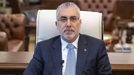 Bakan Işıkhan, basın mensuplarının sorularını yanıtladı