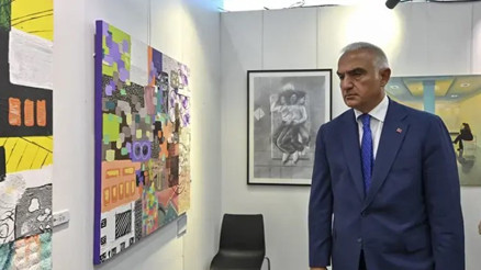 Bakan Ersoy, Ankara Kültür Yolu Festivali kapsamında ATO Congresium’daki sergi ve atölyeleri ziyaret etti