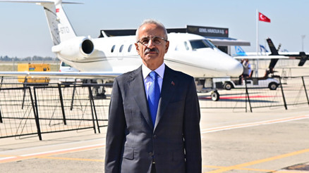 Bakan Uraloğlu: Santiago ve Sydney seferleriyle uçuş ağı 349 noktaya çıkıyor Bakan Uraloğlu: Santiago ve Sydney seferleriyle uçuş ağı 349 noktaya çıkıyor