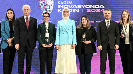 KADEM İnovasyonda Kadın Programı 8. Girişimcilik Kampı Ödül Töreni İstanbulda yapıldı KADEM İnovasyonda Kadın Programı 8. Girişimcilik Kampı Ödül Töreni İstanbulda yapıldı