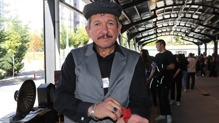 Antika pazarında dikkat çeken eser: 104 yıllık... Manevi değeri çok büyük 10 bin liraya satışta