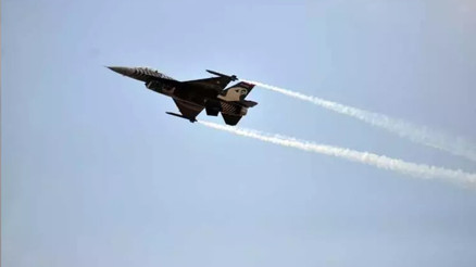 Adanada savaş uçağı ve jet sesleri duyuldu Adanada neden savaş uçakları uçuyor, jet sesi neden geliyor Jet uçuşunun nedeni belli oldu