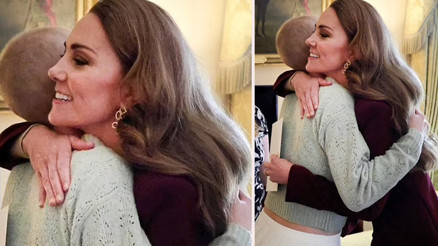 Geçtiği zorlu yolları unutmadı... Sizinle birlikteyim demişti... Duygu yüklü kucaklaşma Geçtiği zorlu yolları unutmadı... Sizinle birlikteyim demişti... Duygu yüklü kucaklaşma