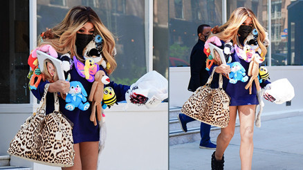 Demansa yakalanan ünlü sunucuya bir darbe de eski kocasından geldi… ‘Bana borçlu olduğu milyonları istiyorum’ Demansa yakalanan ünlü sunucuya bir darbe de eski kocasından geldi… ‘Bana borçlu olduğu milyonları istiyorum’