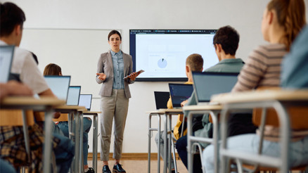 İzinsiz yabancı okulların öğrencilerine denklik kolaylığı