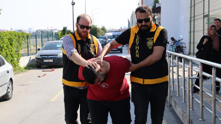 Adanada iğrenç olay Liseli kıza cinsel taciz: Sapığın 24 suç kaydı çıktı