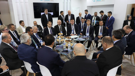 WindEnergy Hamburg’da Türkiye’yi TÜREB temsil etti WindEnergy Hamburg’da Türkiye’yi TÜREB temsil etti