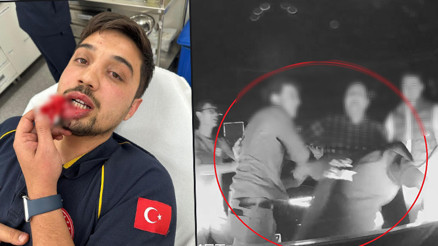 Baba ile oğlu, hasta taşıyan ambulansın önünü kesip sürücüyü darbetti