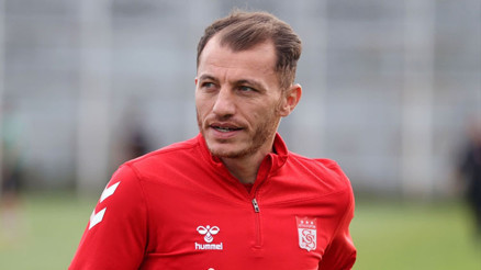 Ziya Erdal: Üst sıralara yükseleceğiz