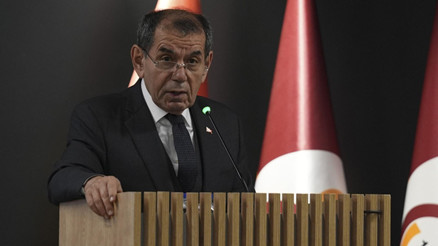 Galatasarayda Dursun Özbek ve yönetimi için ibra kararı Kısa zamanda Floryaya veda partisi yapacağız Galatasarayda Dursun Özbek ve yönetimi için ibra kararı Kısa zamanda Floryaya veda partisi yapacağız