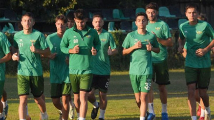 2 maçta 16 gol yediler Bir zamanlar Süper Lige damga vuran Akhisarsporun kötü serisi sürüyor... 2 maçta 16 gol yediler Bir zamanlar Süper Lige damga vuran Akhisarsporun kötü serisi sürüyor...