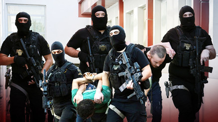 MİTin sınır ötesi operasyonuyla yakalanmıştı İsim verdi: Suç ortağı da gözaltında... Geniş güvenlik önlemi ile adliyeye sevk edildiler