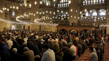 Cuma hutbesi konusu 25 Ekim 2024 | Diyanet cuma hutbesi PDF metnini ve konusunu yayınladı... Bu haftaki cuma hutbesinde Vatan Müdafaası Mukaddestir vurgusu