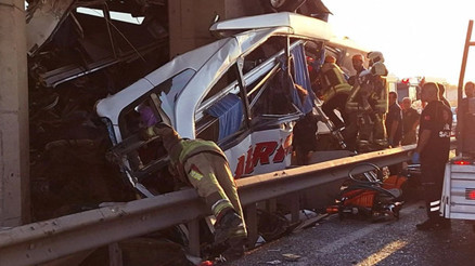 11 kişi hayatını kaybetmişti Katliam gibi kazanın nedeni belli oldu... Tüm kayıtlar incelendi: Şoför asli kusurlu 11 kişi hayatını kaybetmişti Katliam gibi kazanın nedeni belli oldu... Tüm kayıtlar incelendi: Şoför asli kusurlu