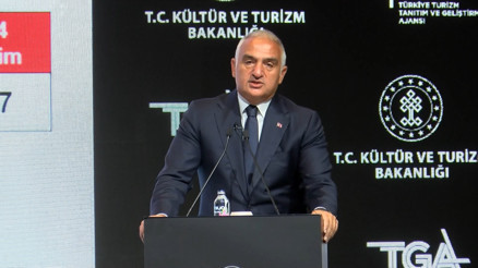 Bakan Ersoy açıkladı: Haydarpaşa’da Sirkeci’de kesinlikle AVM ve otel olmayacak Bakan Ersoy açıkladı: Haydarpaşa’da Sirkeci’de kesinlikle AVM ve otel olmayacak