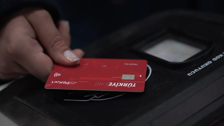 İstanbul toplu ulaşım sisteminde yeni dönem... Türkiye Karta geçiliyor İstanbul toplu ulaşım sisteminde yeni dönem... Türkiye Karta geçiliyor