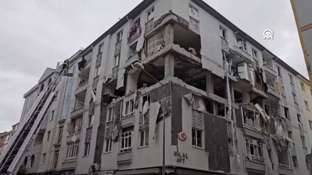 Çorumda binada meydana gelen patlama anı kamerada