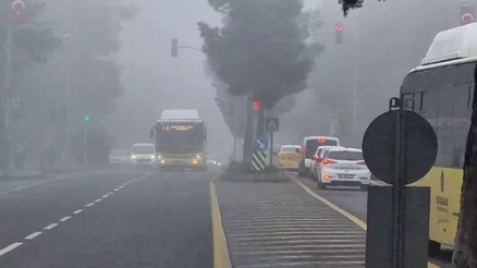 Diyarbakır’da yoğun sis nedeniyle uçak seferleri aksadı